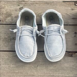 Hey Dude Gray Women's Wendy Chambray Casual Shoes - Light Grey